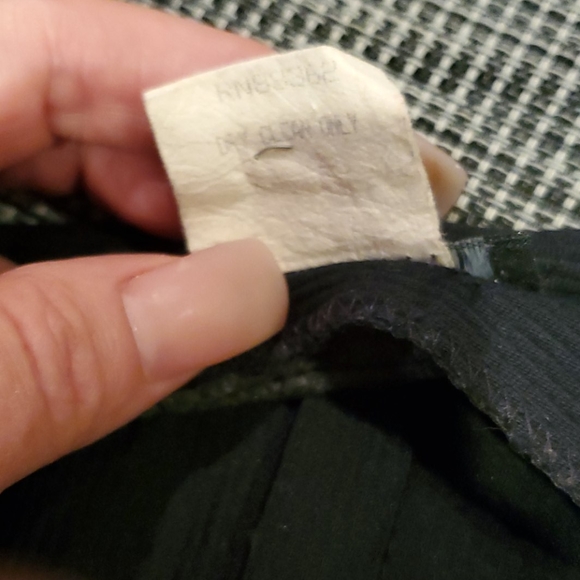 Cline-Kolarek Black Skirt w back slit   6.    E - Picture 4 of 4